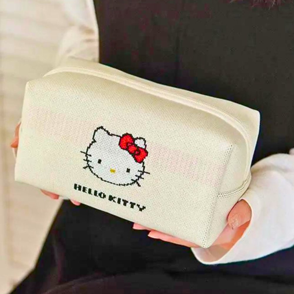 Sanrio Japan Hello Kitty Knit Cosmetic Bag Scottish Style Homespun Beauty Case